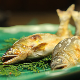 川魚（岩魚・鮎）の塩焼き