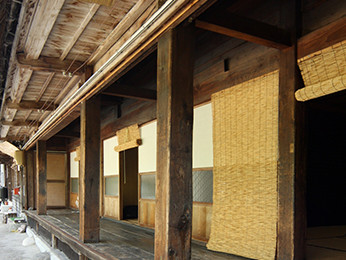 合掌造り